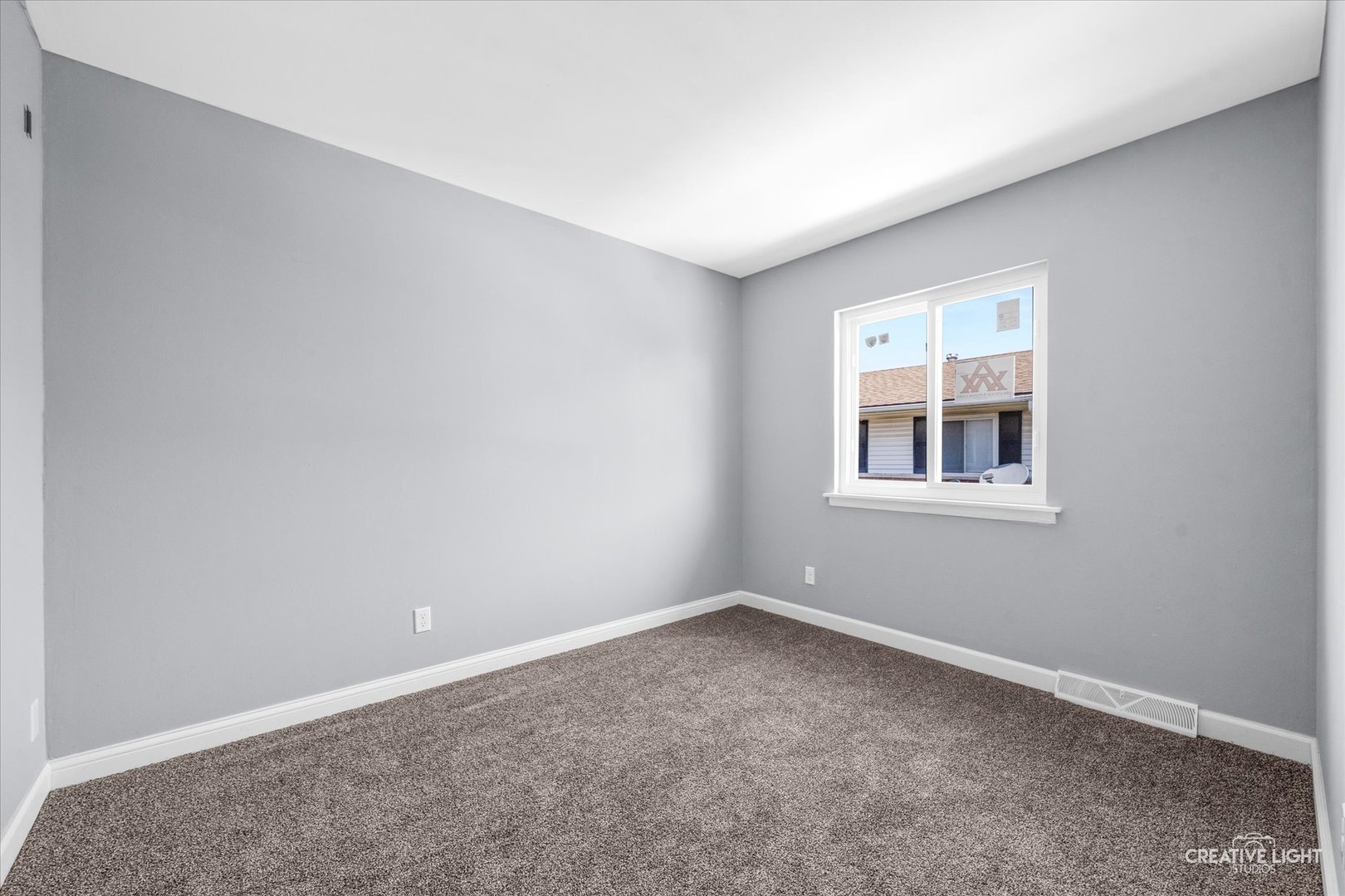 1376 Monomoy Street, Aurora, IL 60506