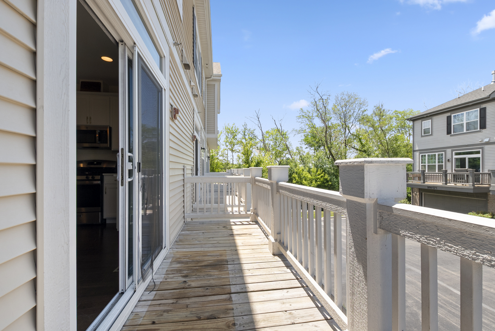 30W047 Brayman Court, Warrenville, IL 60563