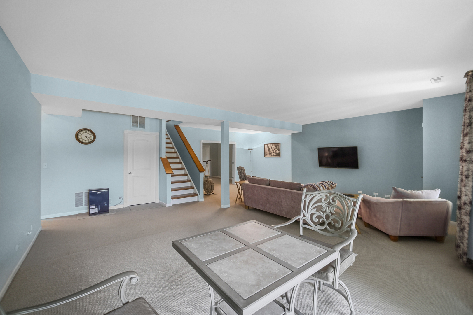 720 Viewpointe Drive, St. Charles, IL 60174