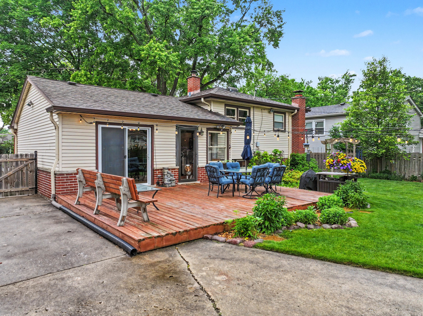 1331 N Indigo Drive, Mount Prospect, IL 60056