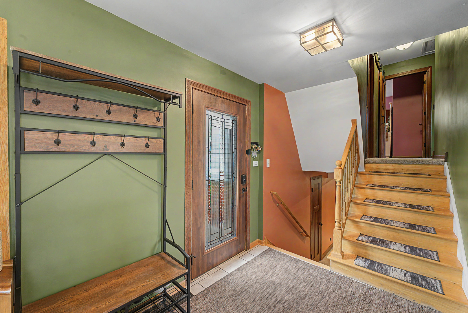 1331 N Indigo Drive, Mount Prospect, IL 60056