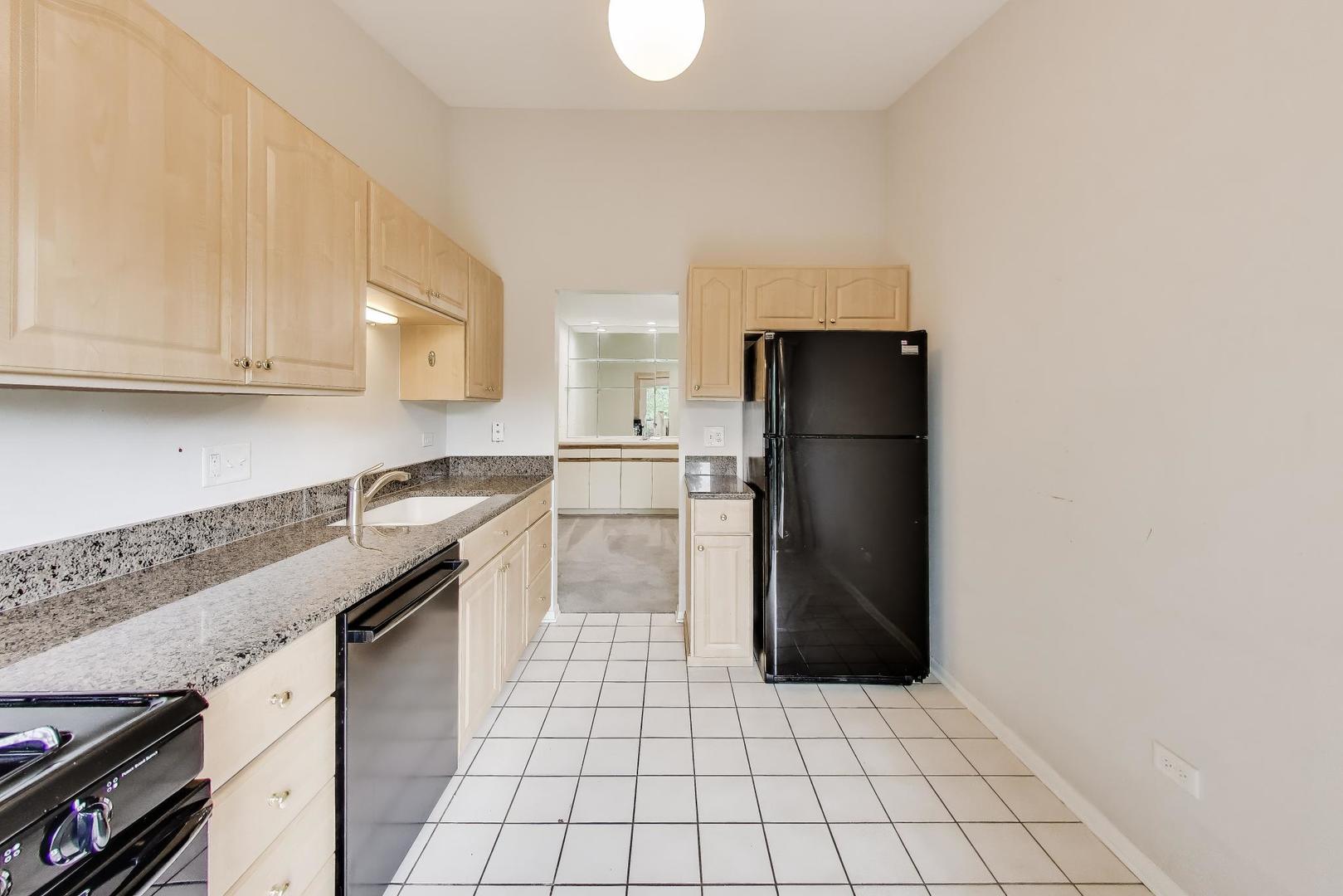 426 Elizabeth Drive #C, Wood Dale, IL 60191