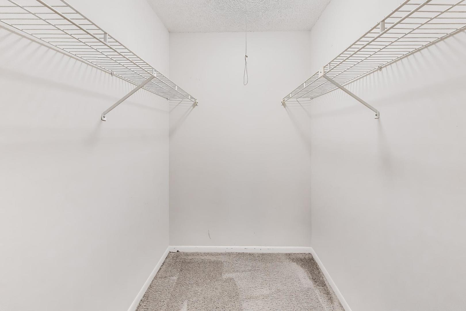 426 Elizabeth Drive #C, Wood Dale, IL 60191