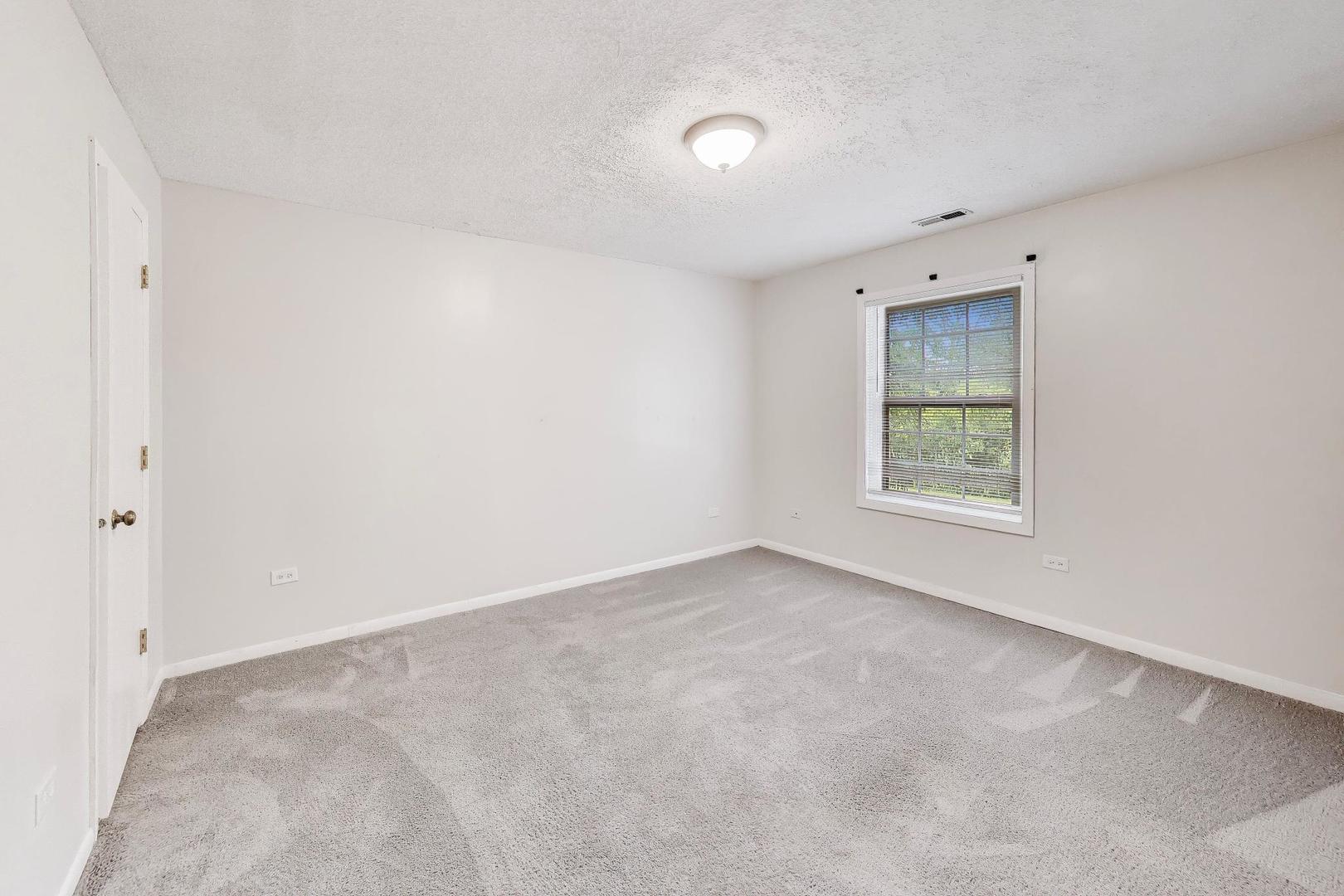 426 Elizabeth Drive #C, Wood Dale, IL 60191