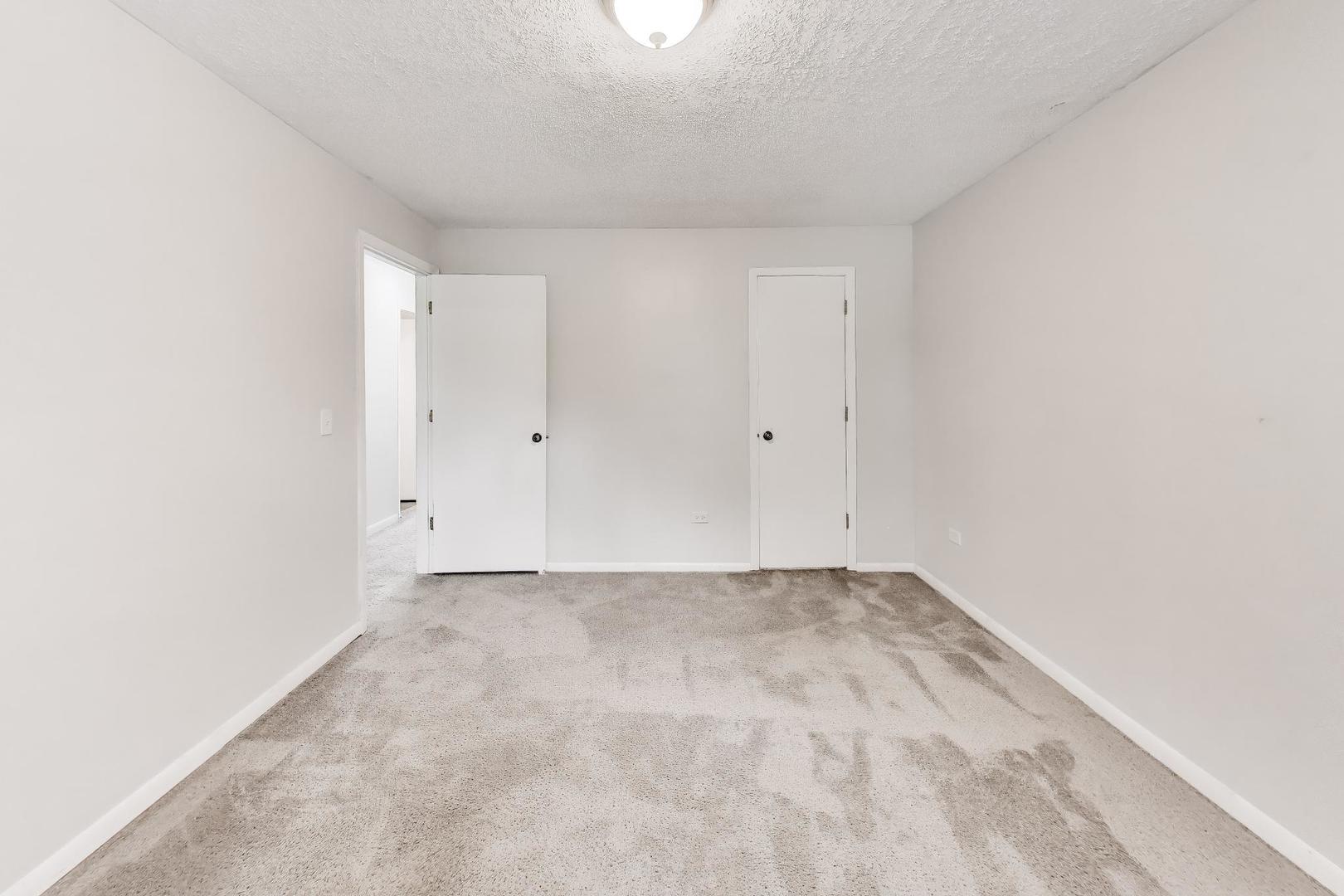 426 Elizabeth Drive #C, Wood Dale, IL 60191
