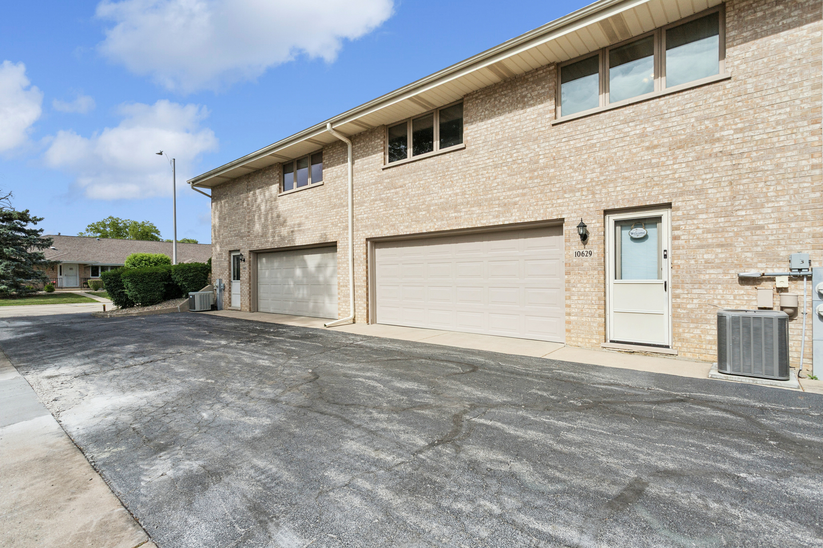 10629 Lynn Drive #142, Orland Park, IL 60467