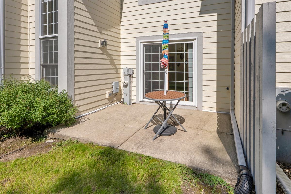 5454 Ashbrook Place, Downers Grove, IL 60515