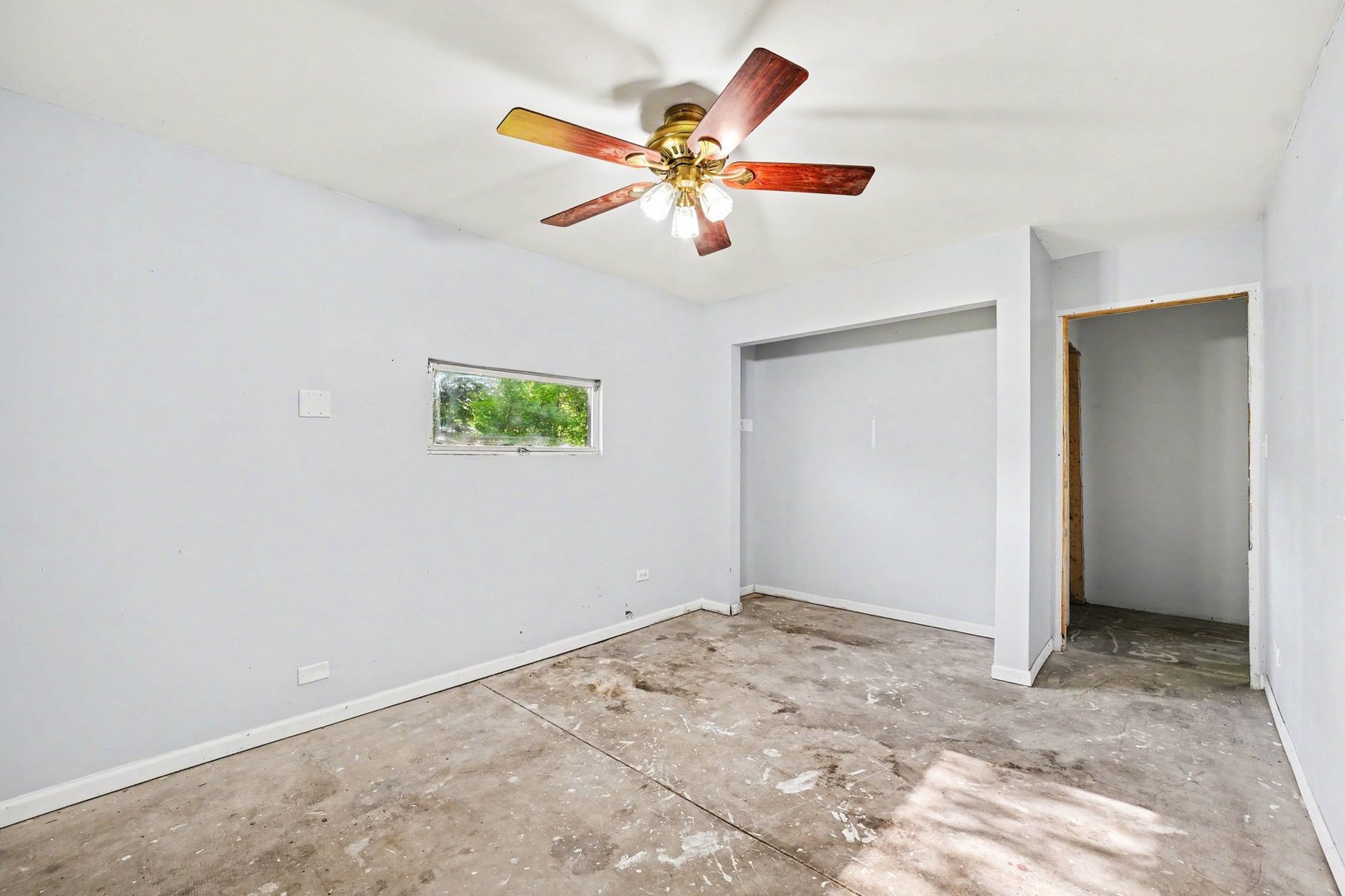 2701 Carmel Boulevard, Zion, IL 60099