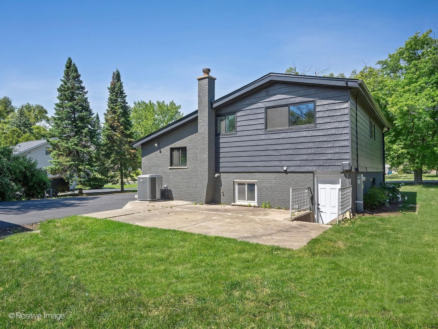 1N535 Park Boulevard, Glen Ellyn, IL 60137