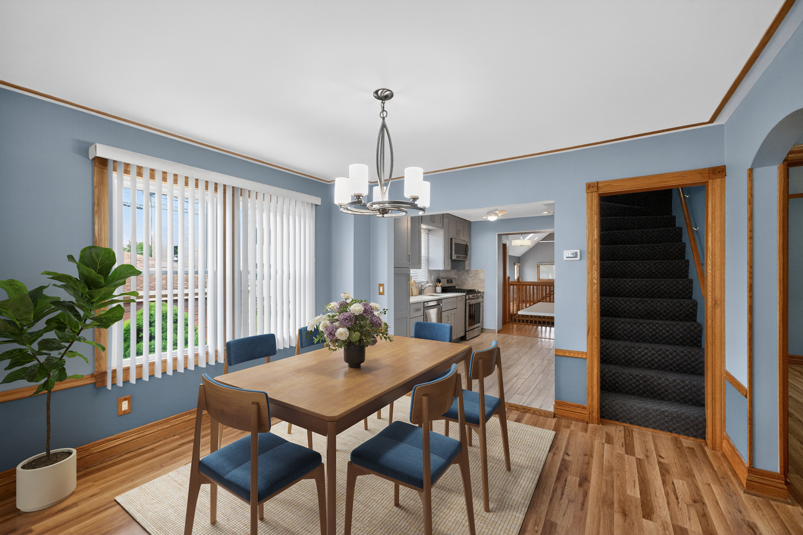 7317 W Myrtle Avenue, Chicago, IL 60631