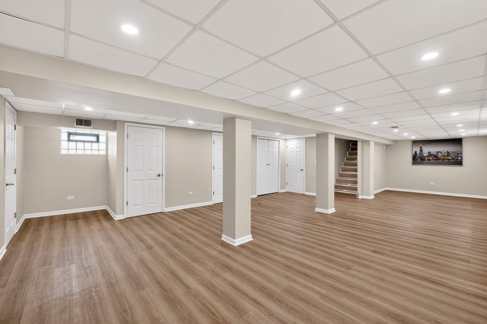 7317 W Myrtle Avenue, Chicago, IL 60631