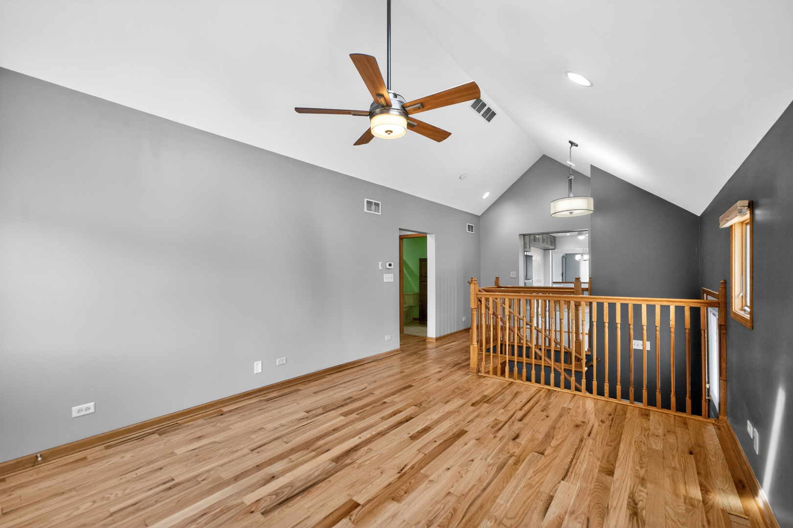 7317 W Myrtle Avenue, Chicago, IL 60631