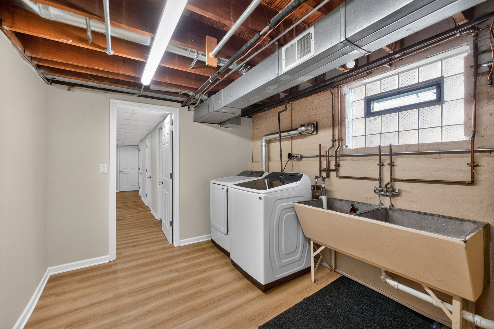 7317 W Myrtle Avenue, Chicago, IL 60631