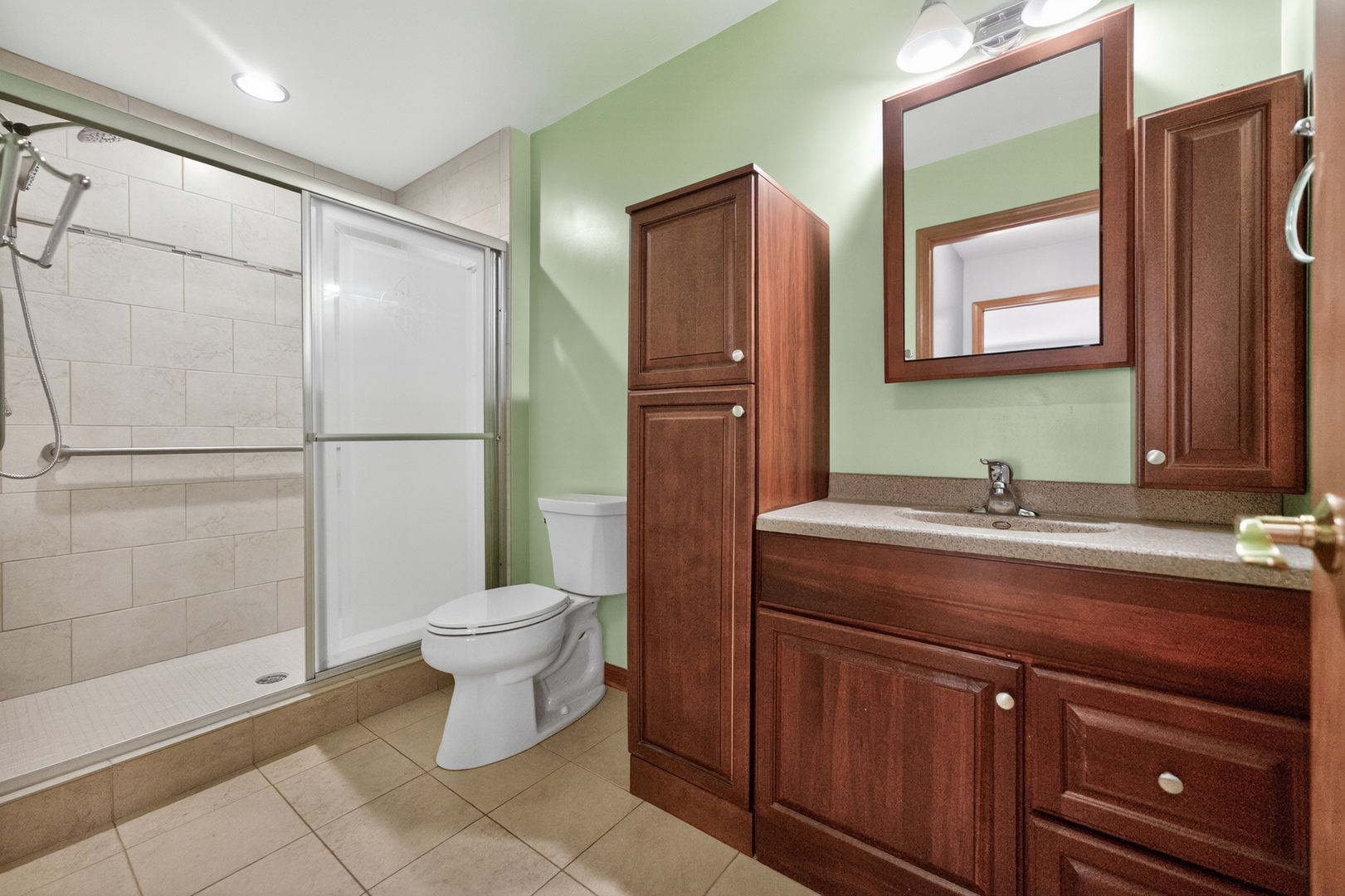 7317 W Myrtle Avenue, Chicago, IL 60631
