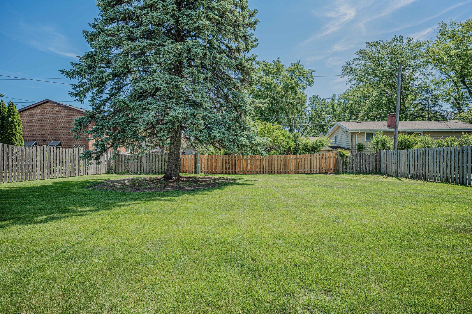 409 Marion Street, Roselle, IL 60172