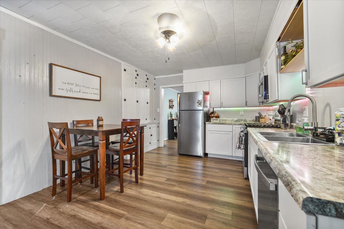 112 N Jefferson Street, Flanagan, IL 61740