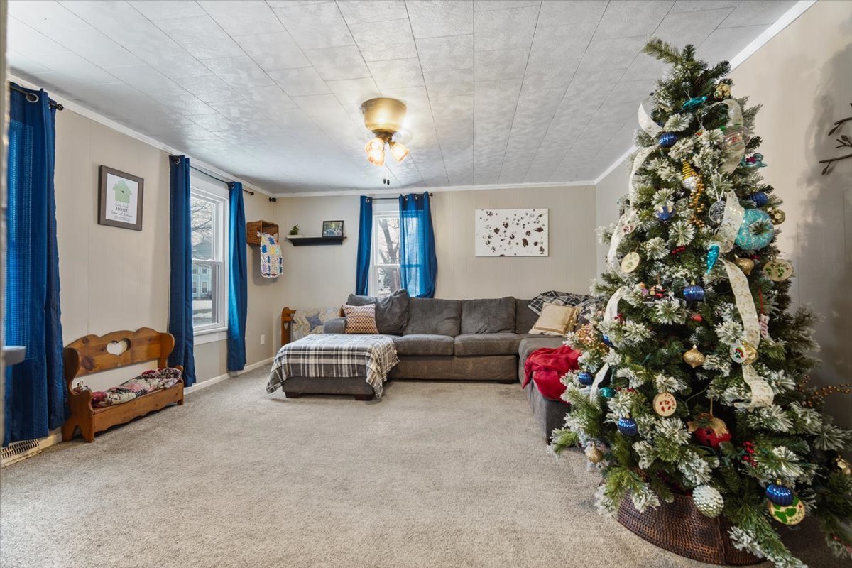 112 N Jefferson Street, Flanagan, IL 61740