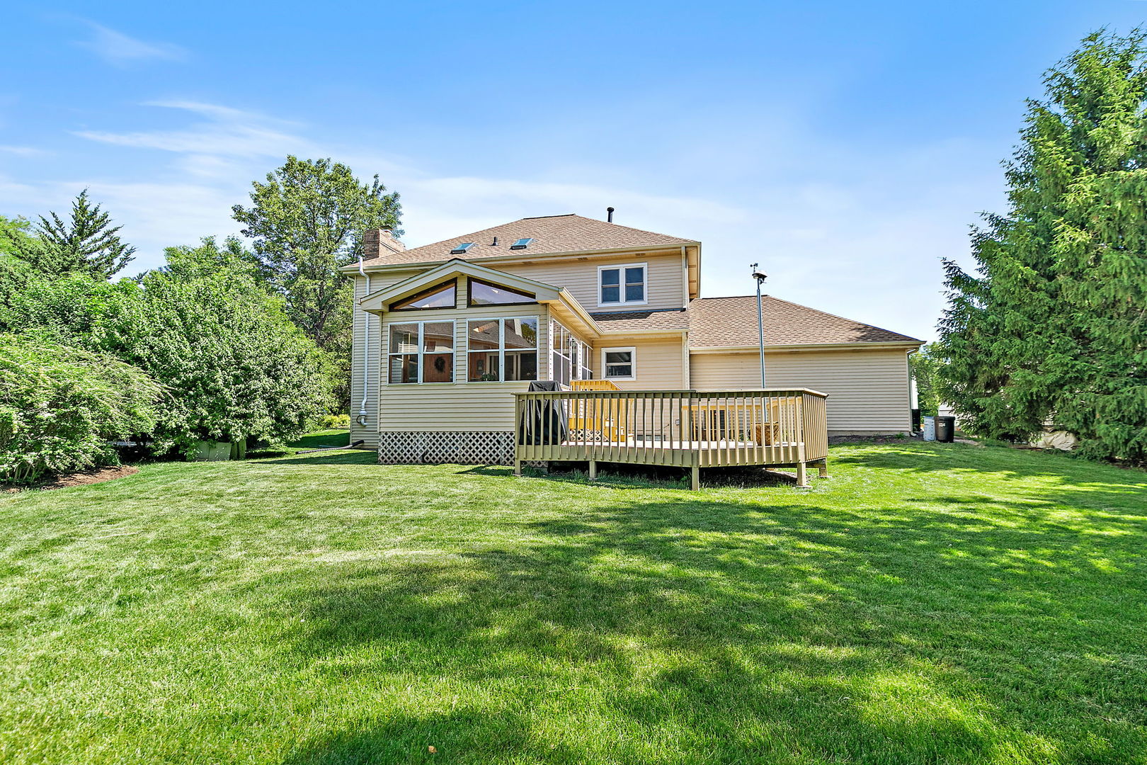2433 Smalley Court, West Dundee, IL 60118