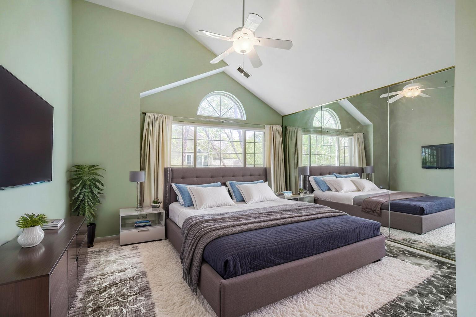 1619 Camberley Court #2, Bartlett, IL 60103