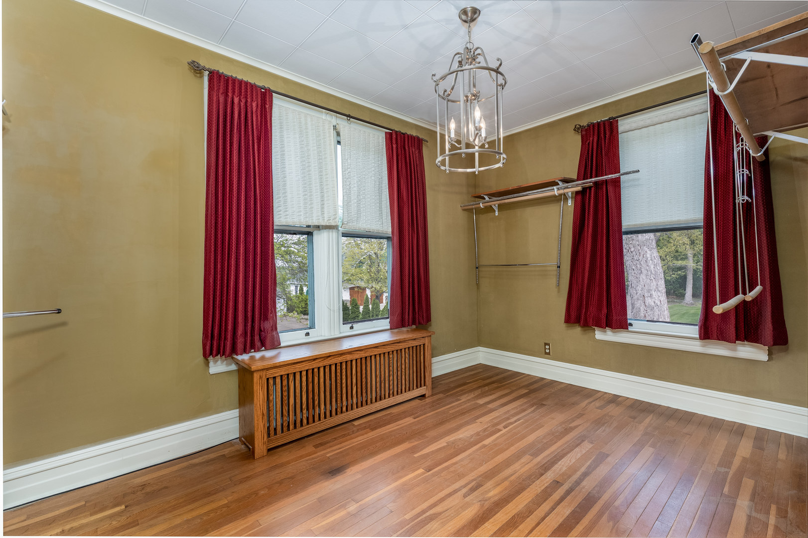 401 E Prospect Avenue, Ottawa, IL 61350