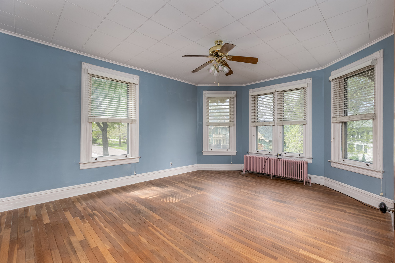 401 E Prospect Avenue, Ottawa, IL 61350