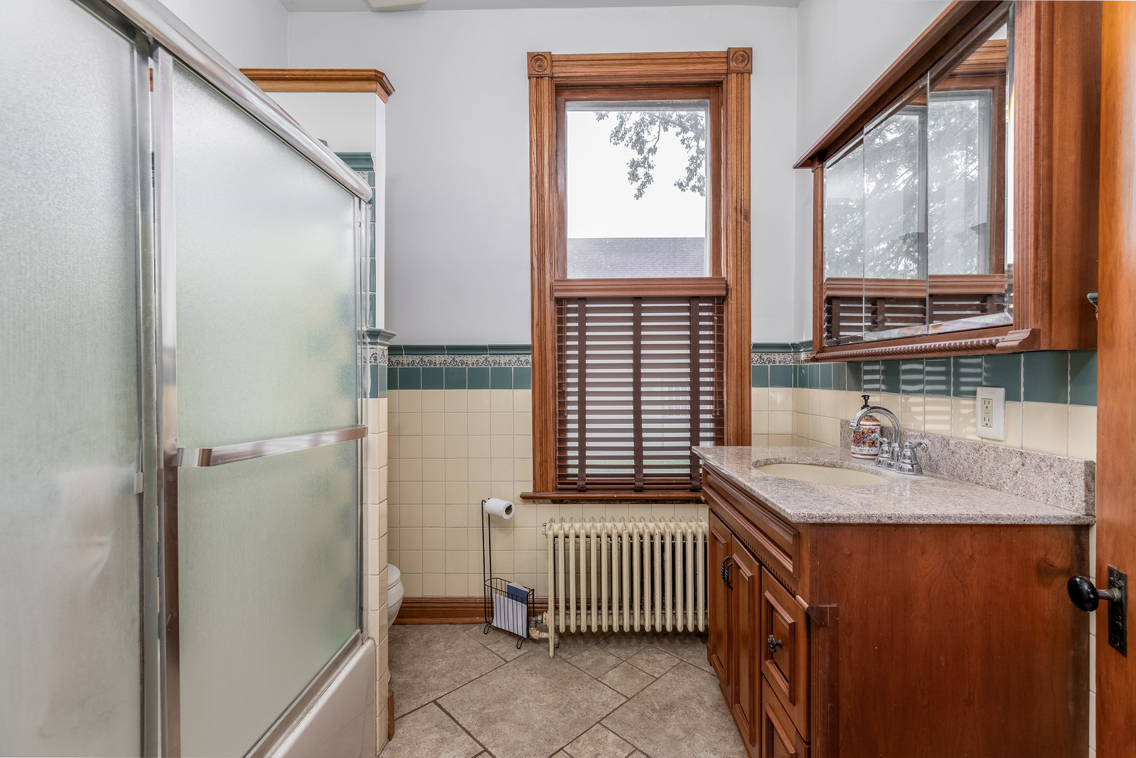 401 E Prospect Avenue, Ottawa, IL 61350
