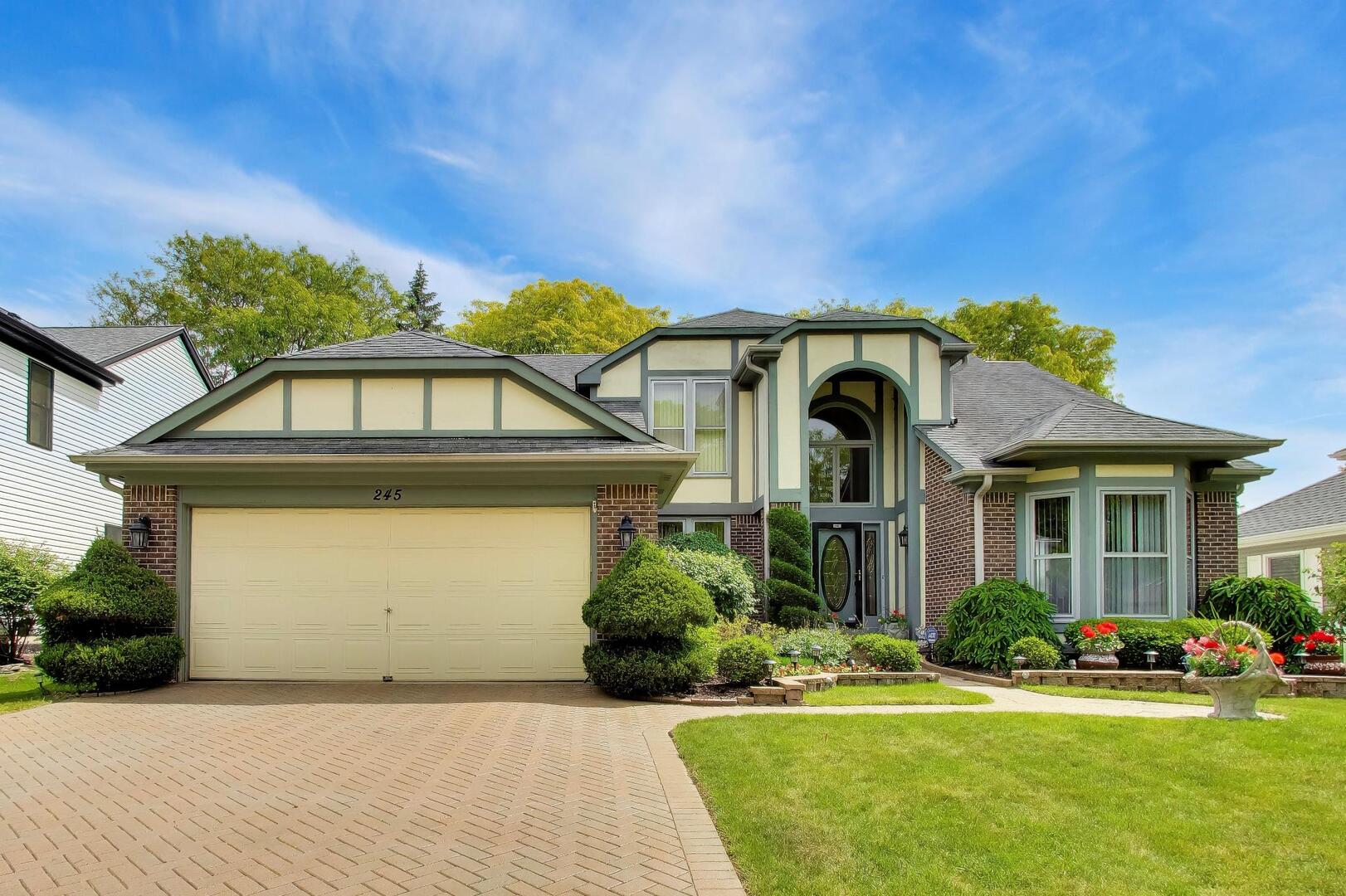 245 Southfield Drive, Vernon Hills, IL 60061