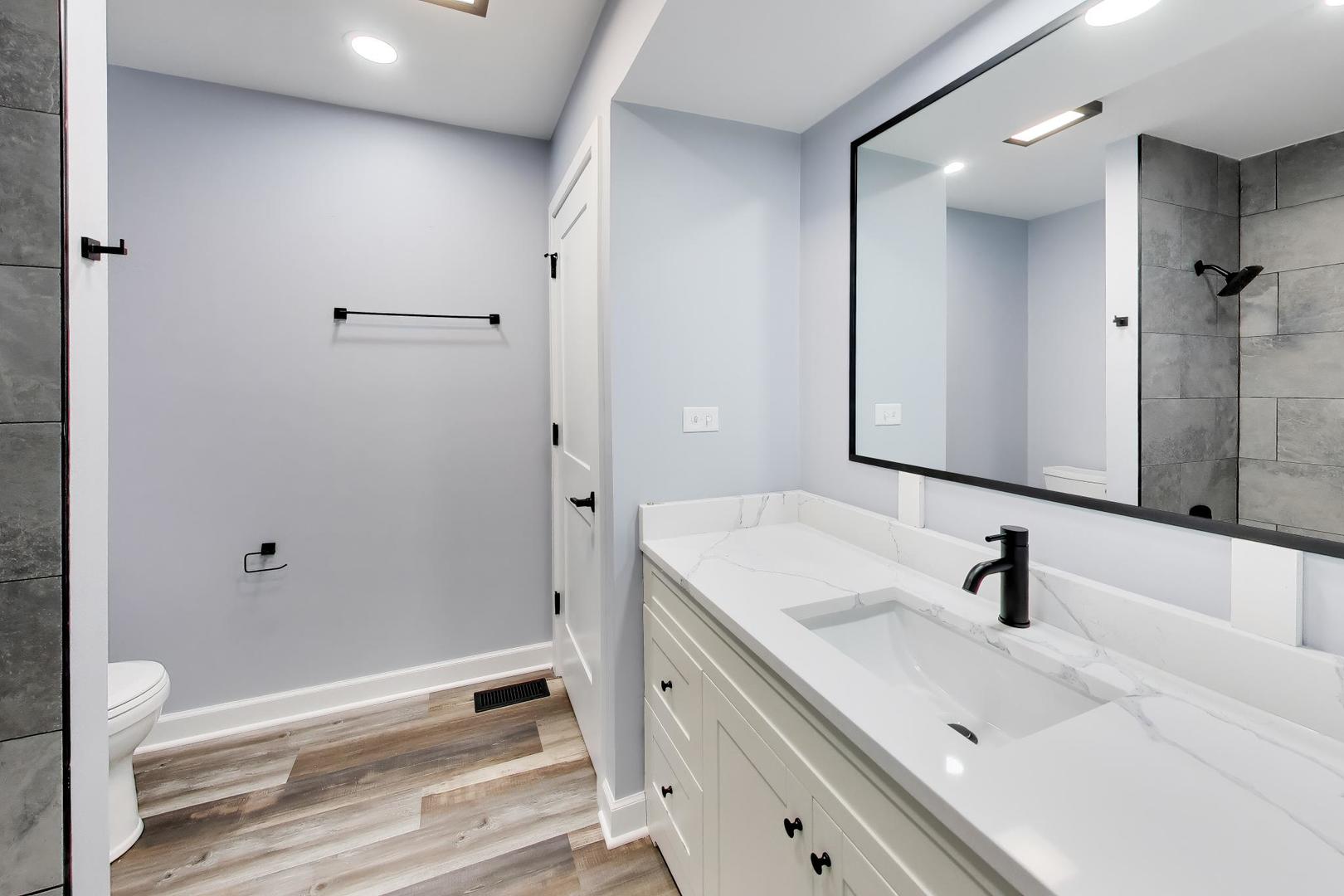 16w250 93rd Place, Burr Ridge, IL 60527
