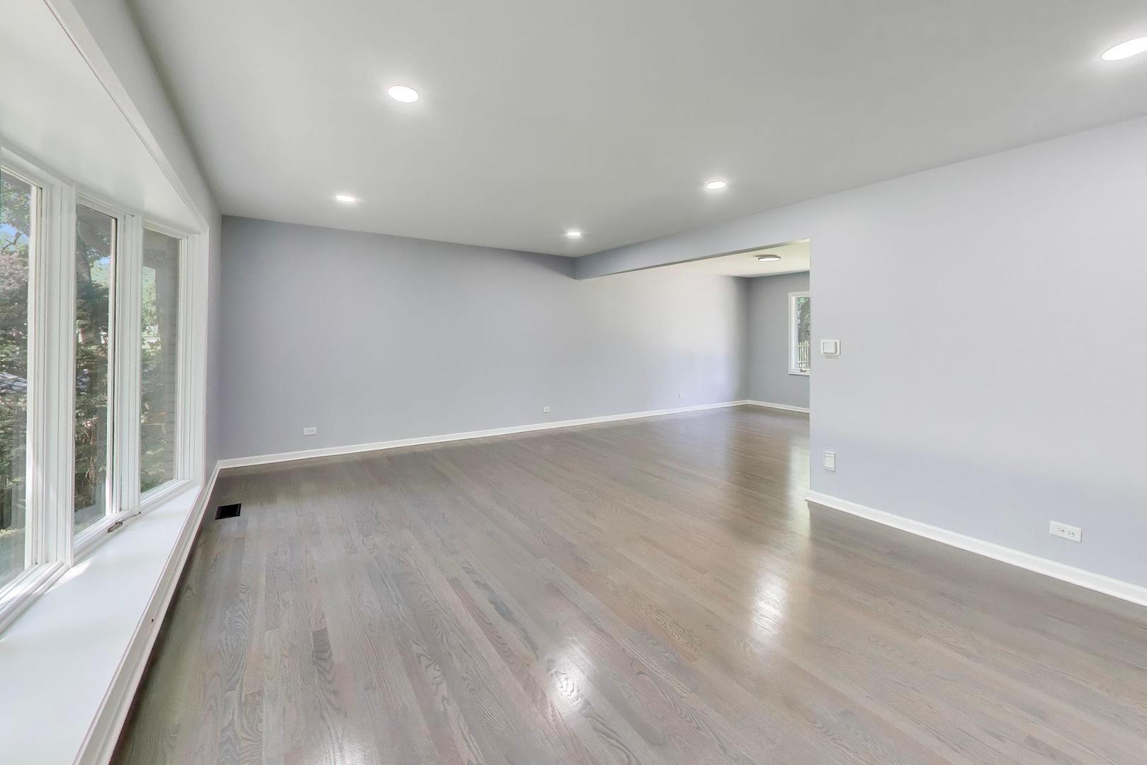 16w250 93rd Place, Burr Ridge, IL 60527