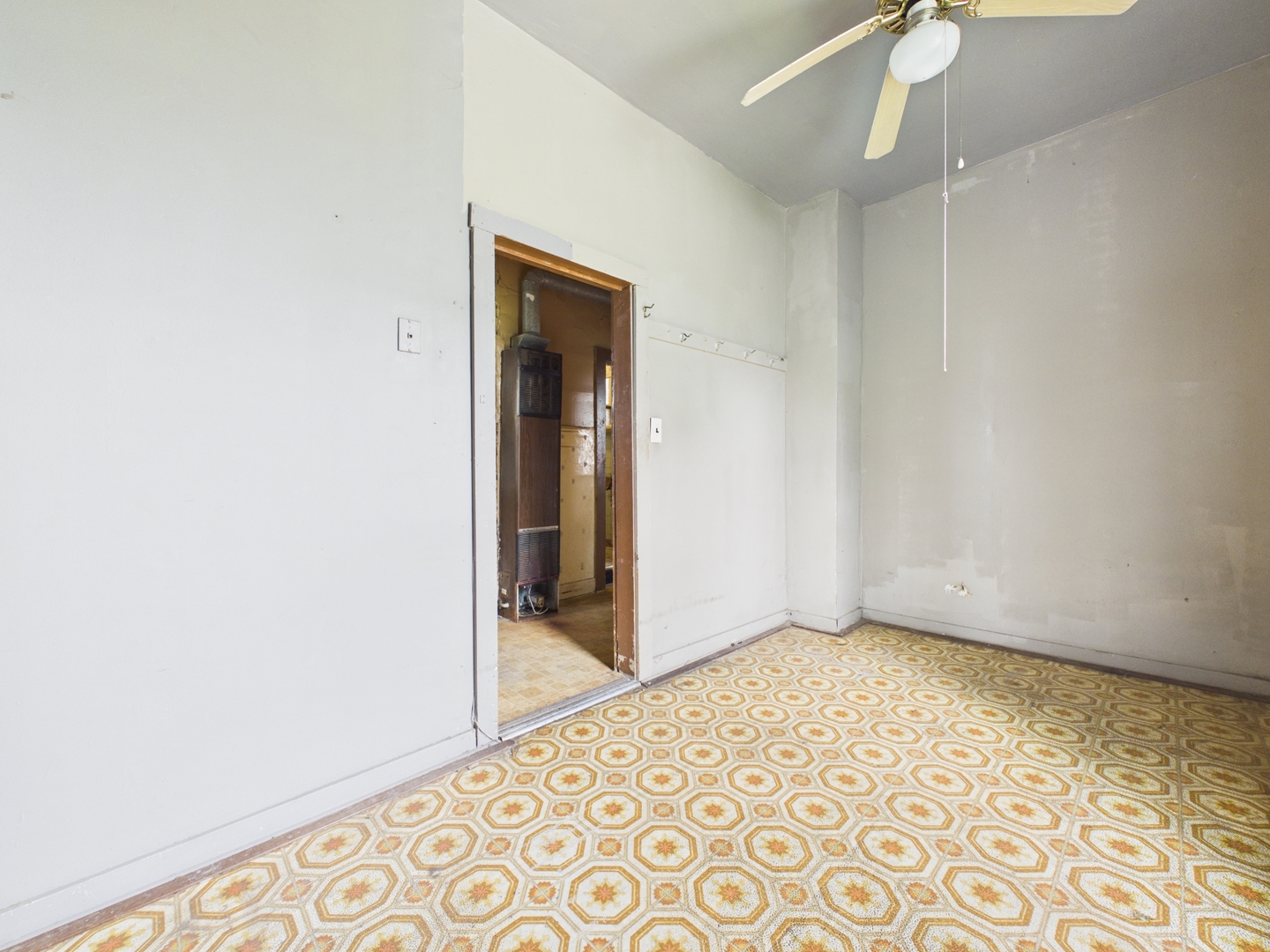 4734 S Racine Avenue, Chicago, IL 60609