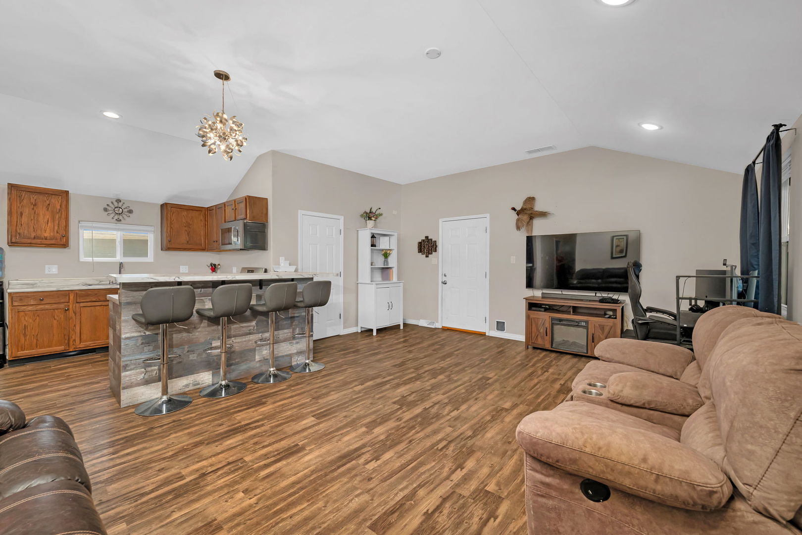 316 W James Street, Dwight, IL 60420