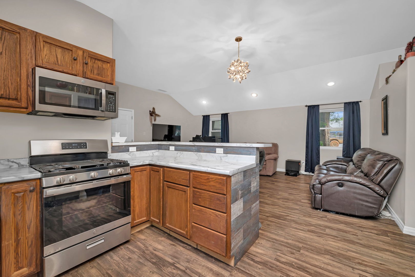316 W James Street, Dwight, IL 60420