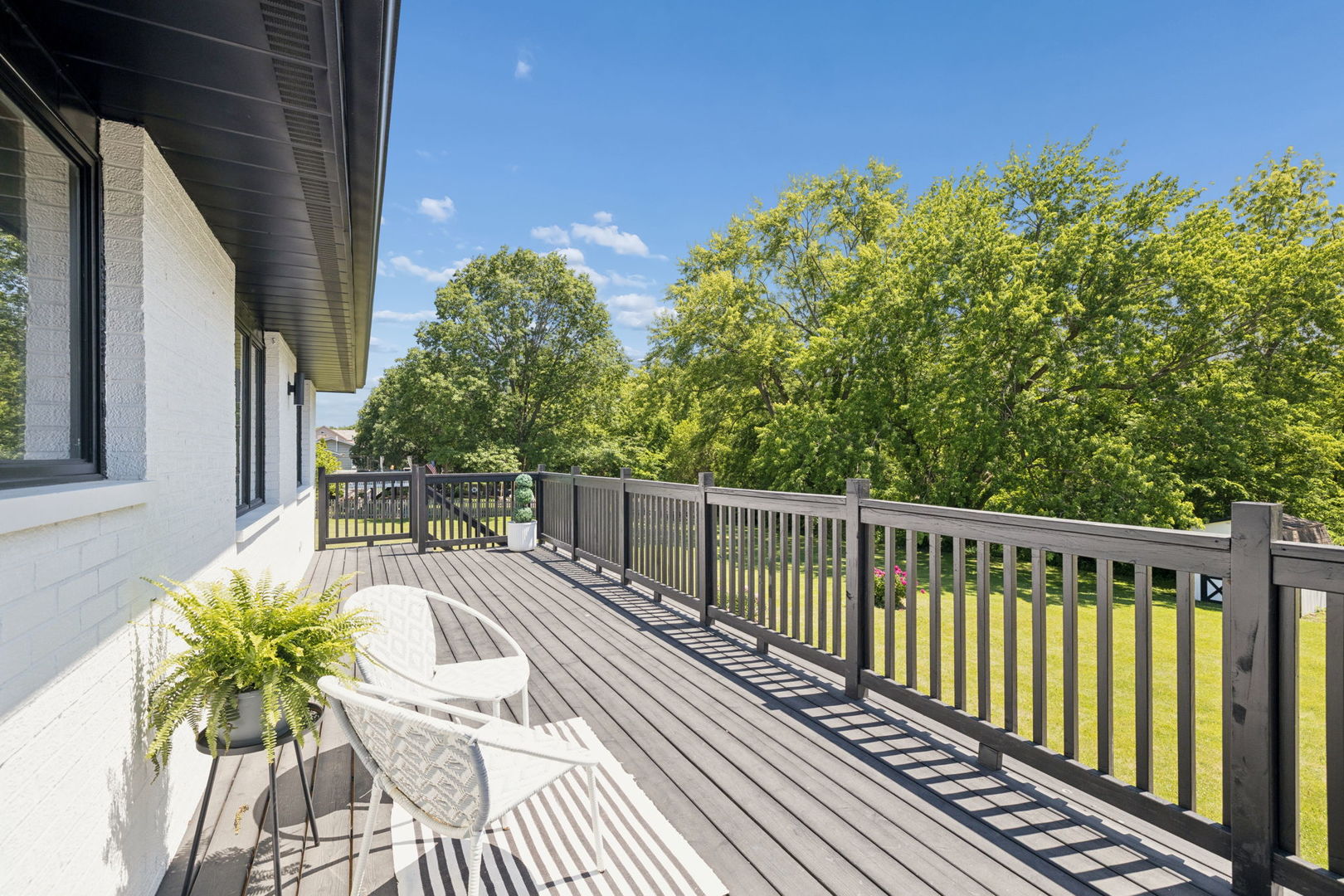 1598 Lake Holiday Drive, Lake Holiday, IL 60548