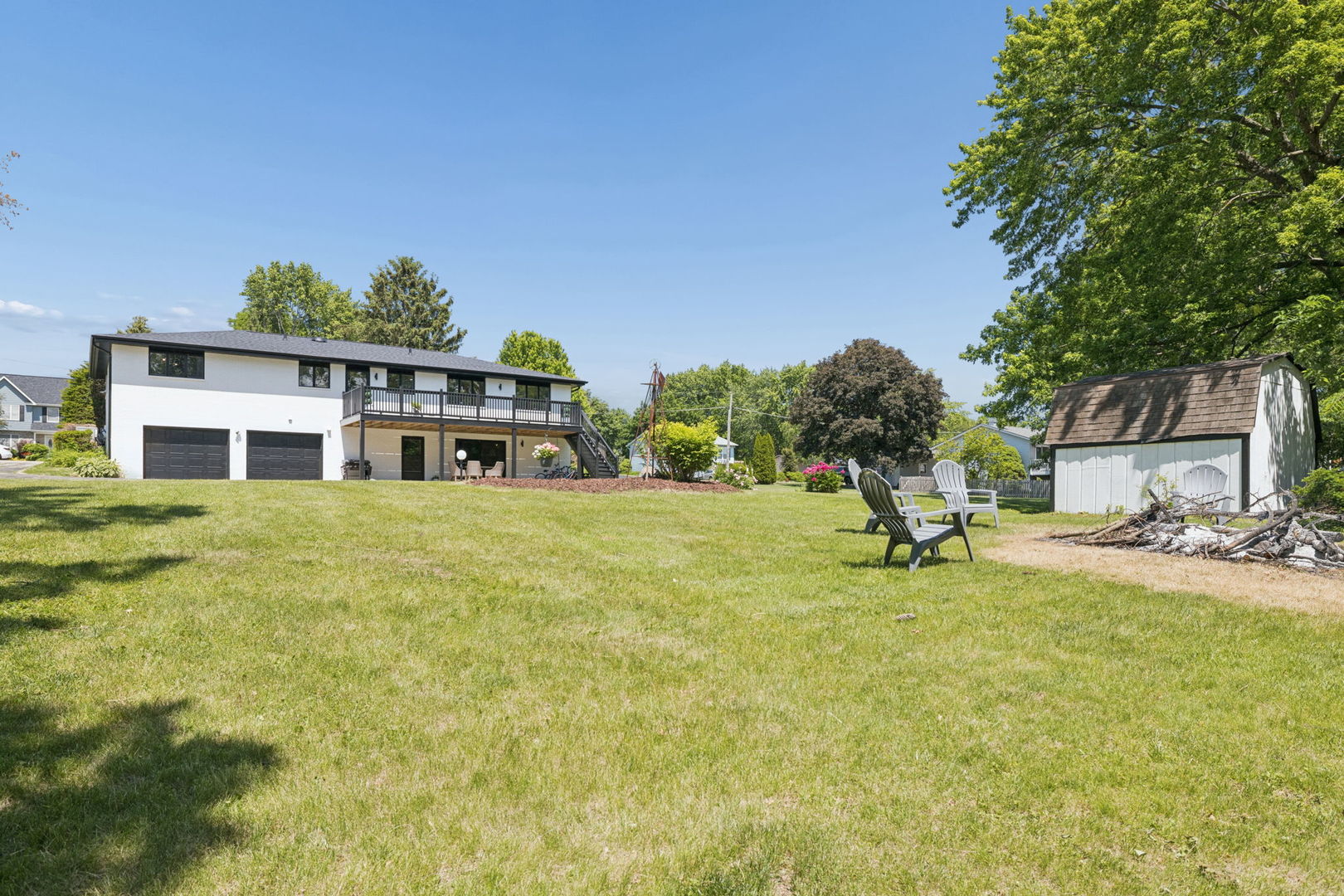 1598 Lake Holiday Drive, Lake Holiday, IL 60548