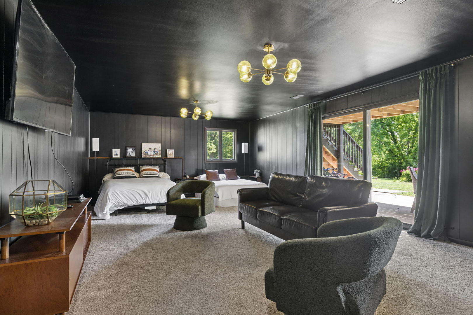 1598 Lake Holiday Drive, Lake Holiday, IL 60548