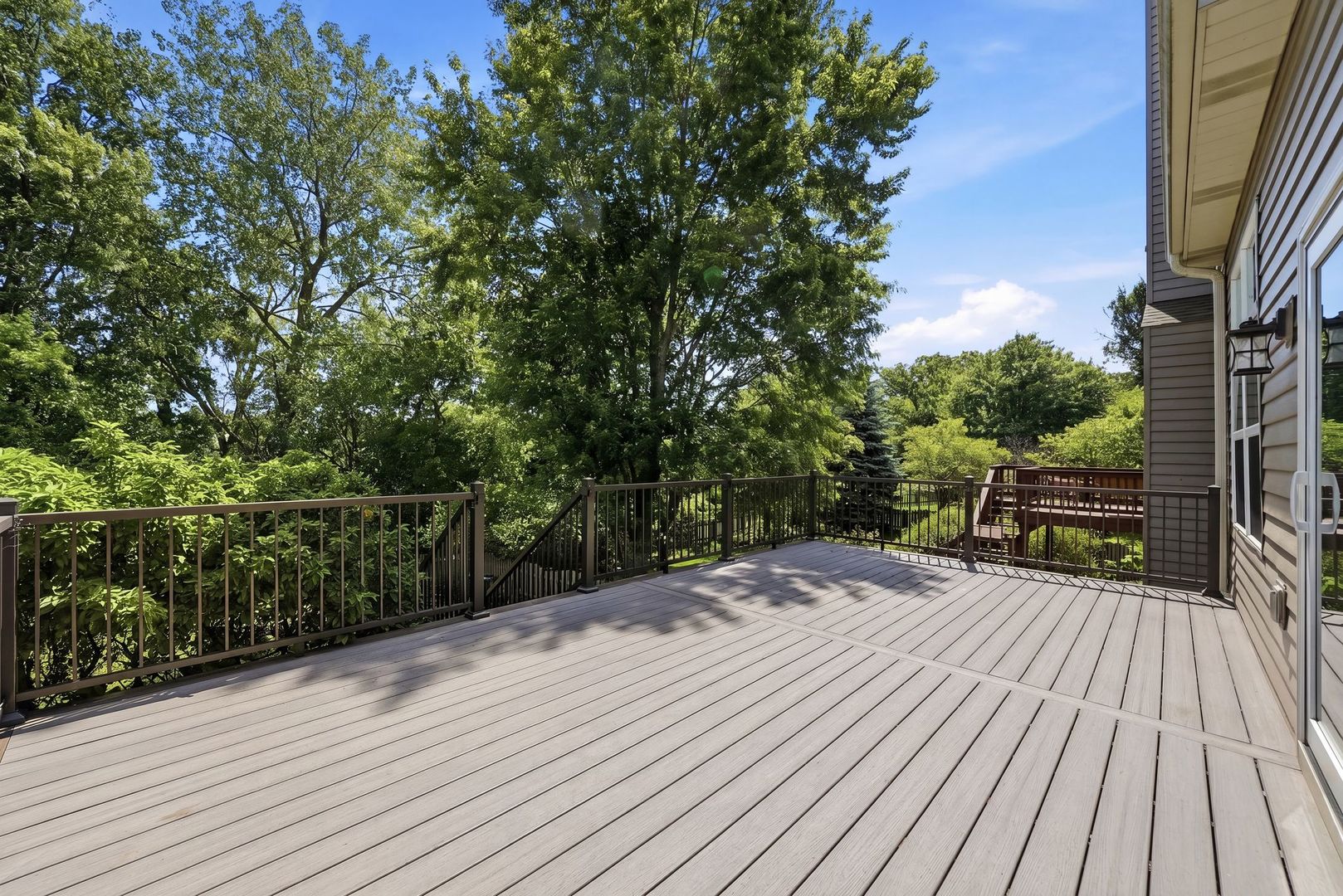 546 Tewksbury Circle, Oswego, IL 60543