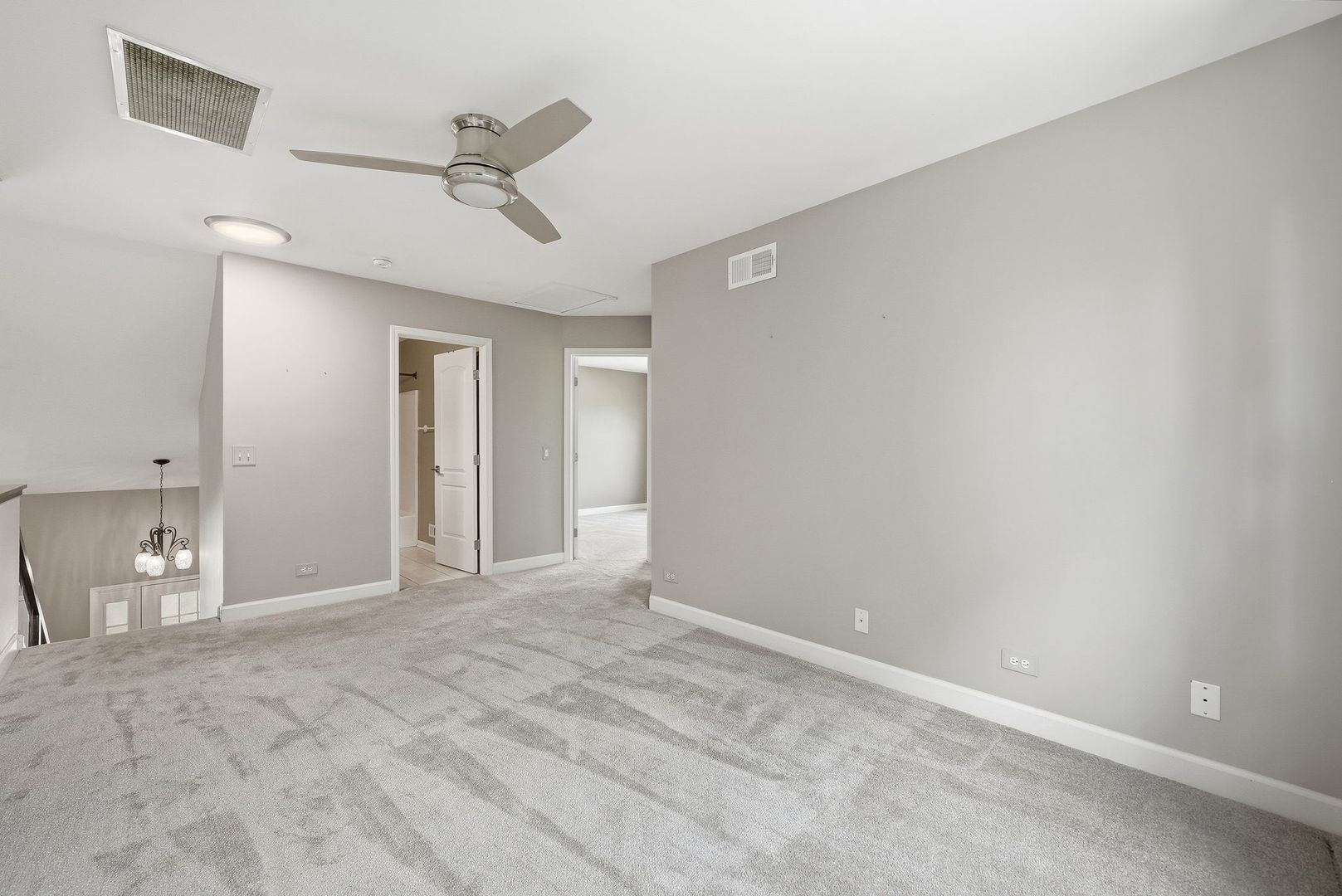 546 Tewksbury Circle, Oswego, IL 60543
