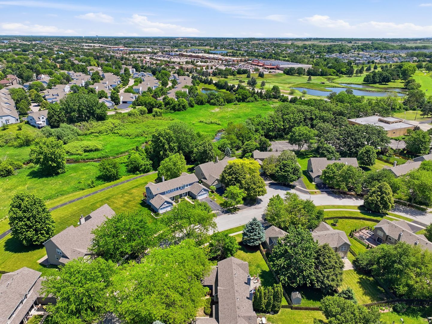 546 Tewksbury Circle, Oswego, IL 60543