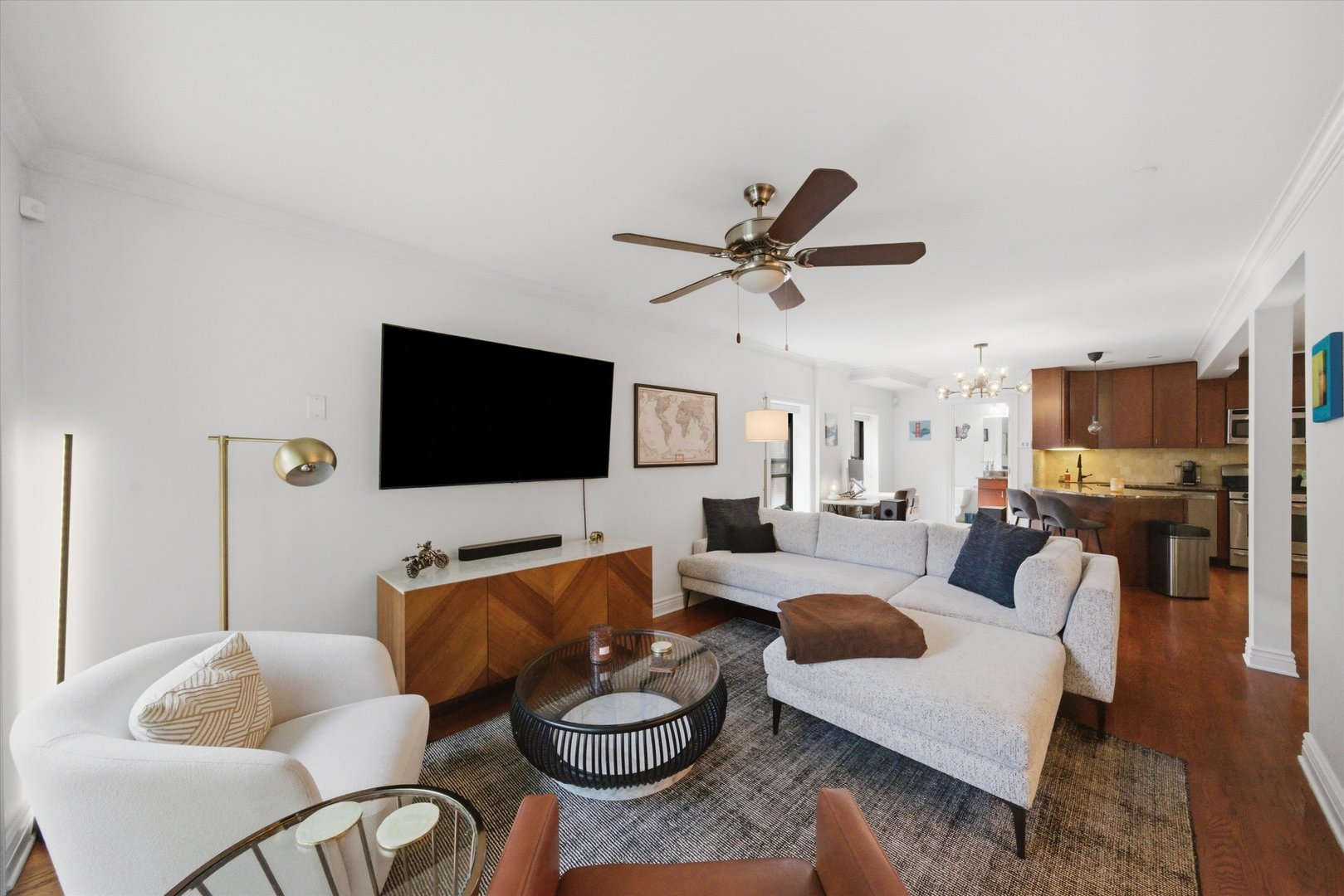 2013 W Crystal Street #1F, Chicago, IL 60622