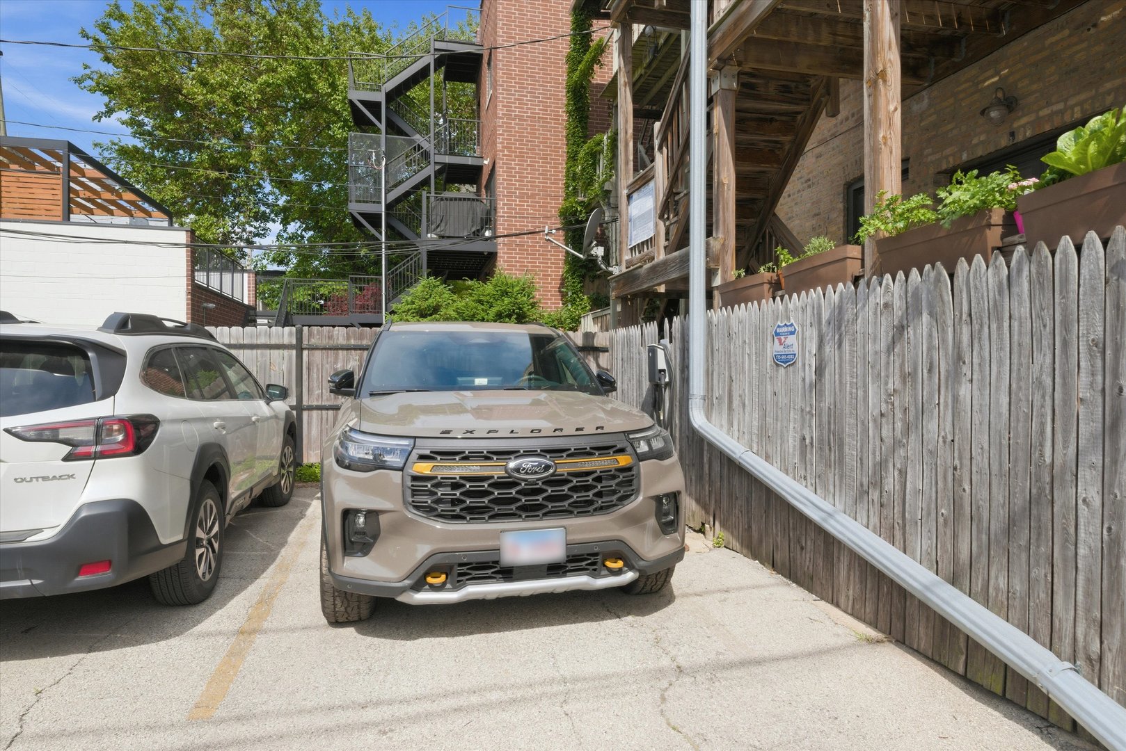 2013 W Crystal Street #1F, Chicago, IL 60622