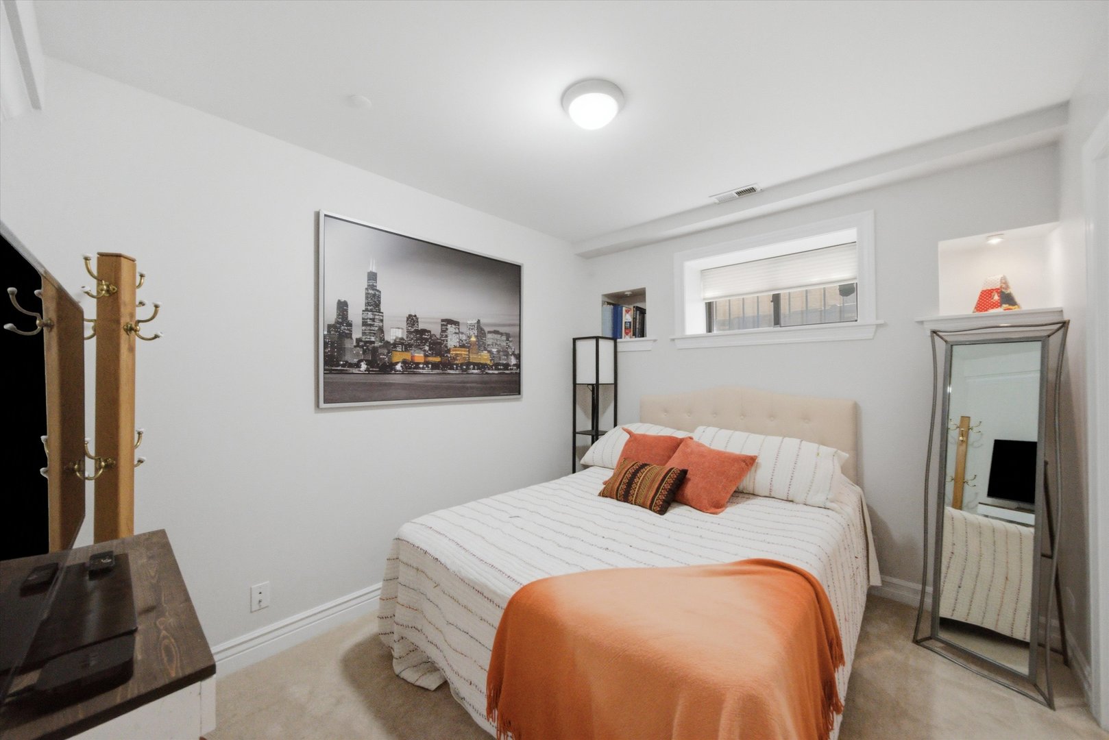 2013 W Crystal Street #1F, Chicago, IL 60622