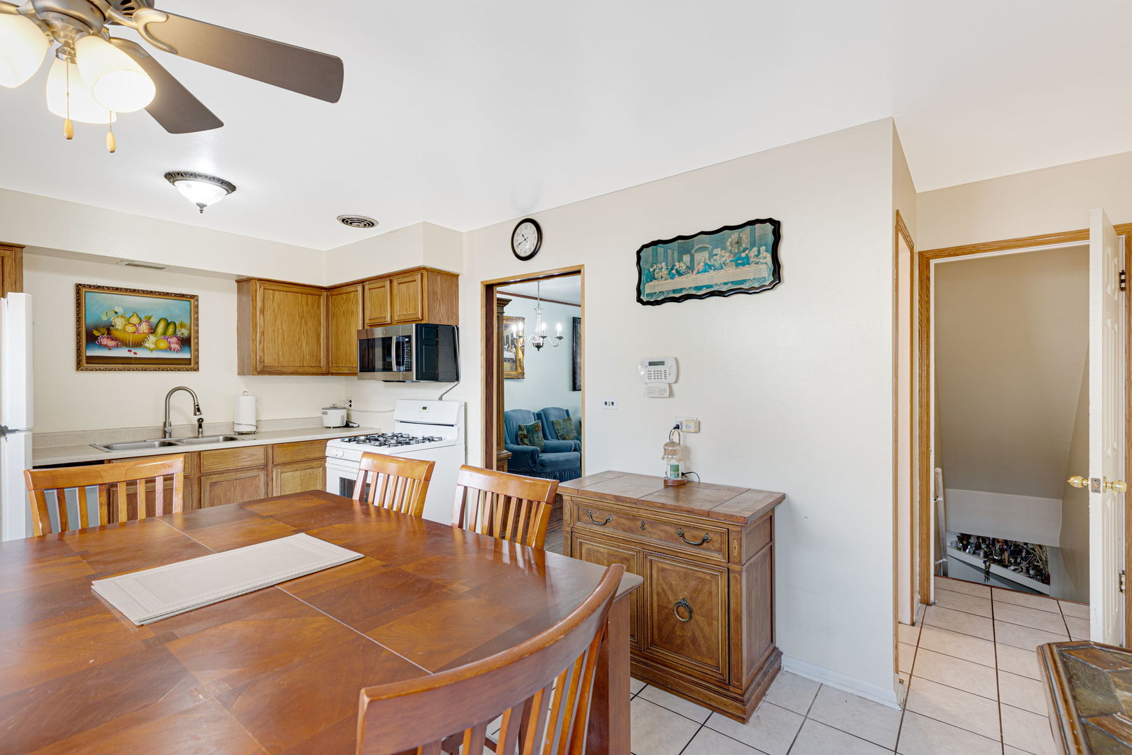 1727 W Estes Avenue #C, Chicago, IL 60626