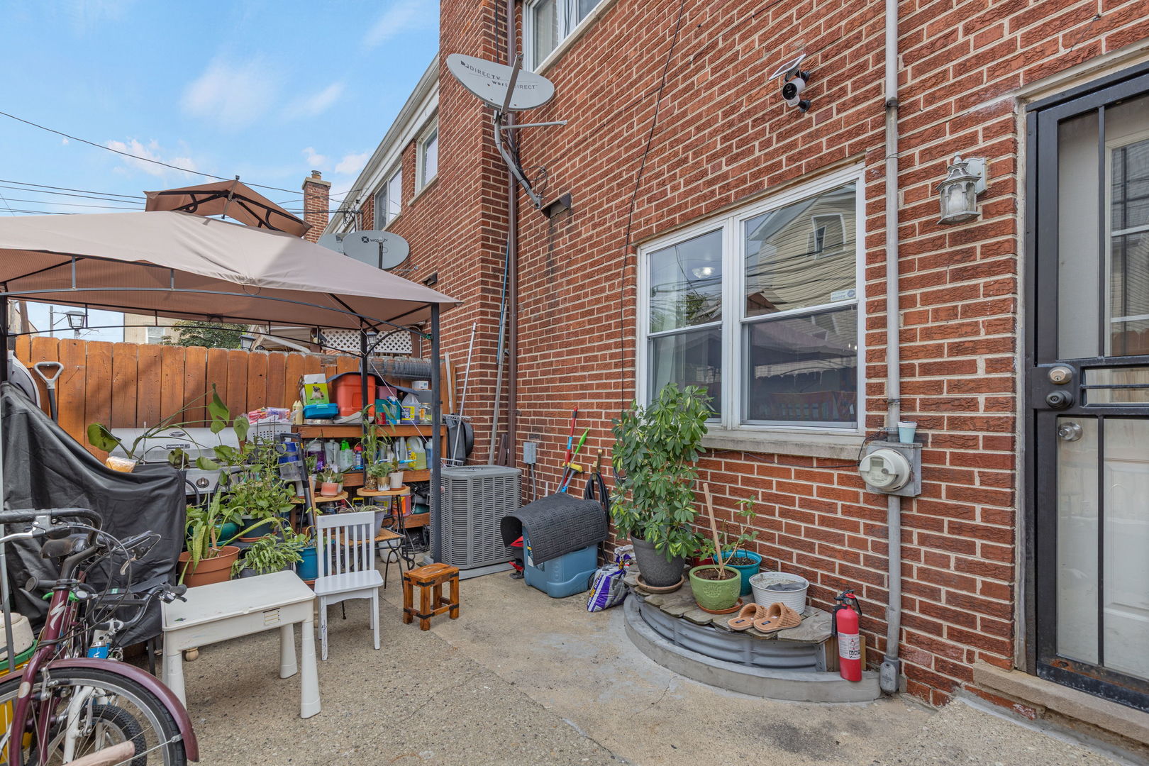 1727 W Estes Avenue #C, Chicago, IL 60626
