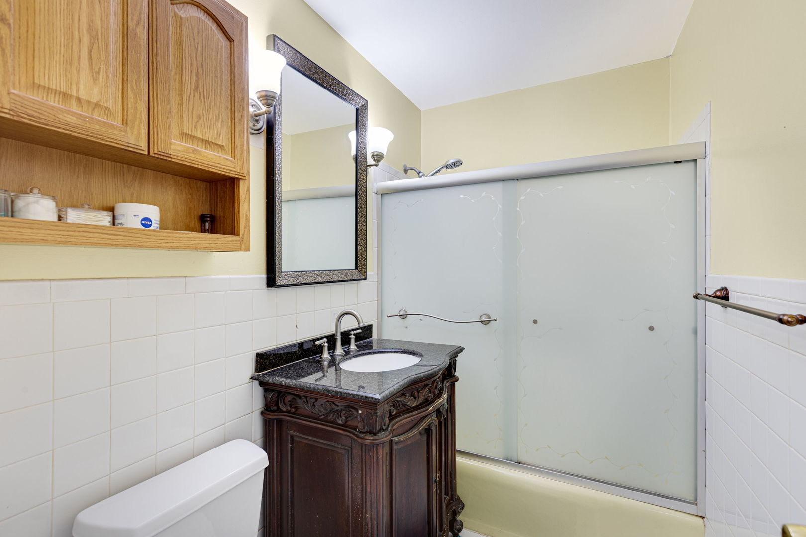 1727 W Estes Avenue #C, Chicago, IL 60626
