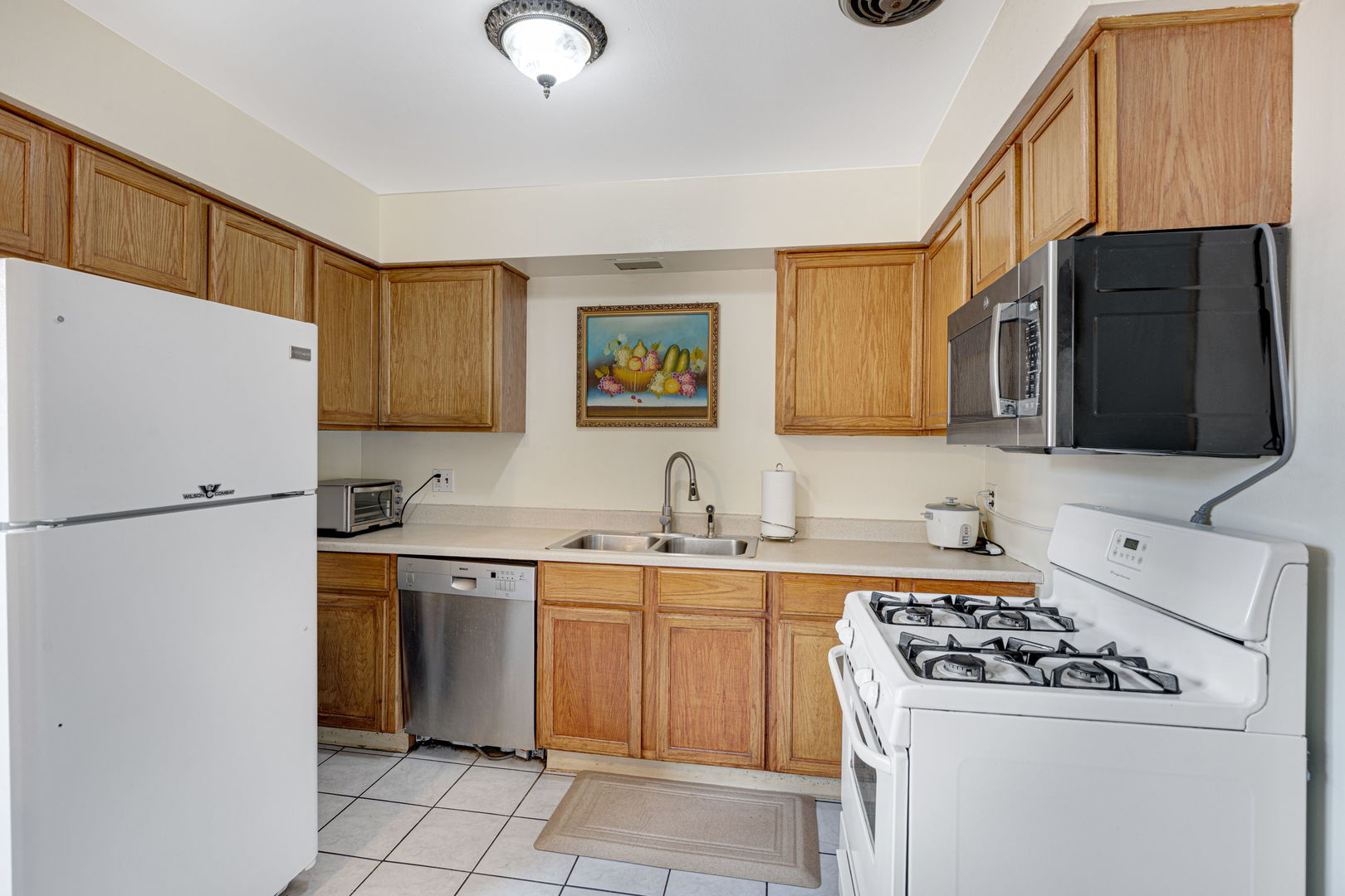 1727 W Estes Avenue #C, Chicago, IL 60626