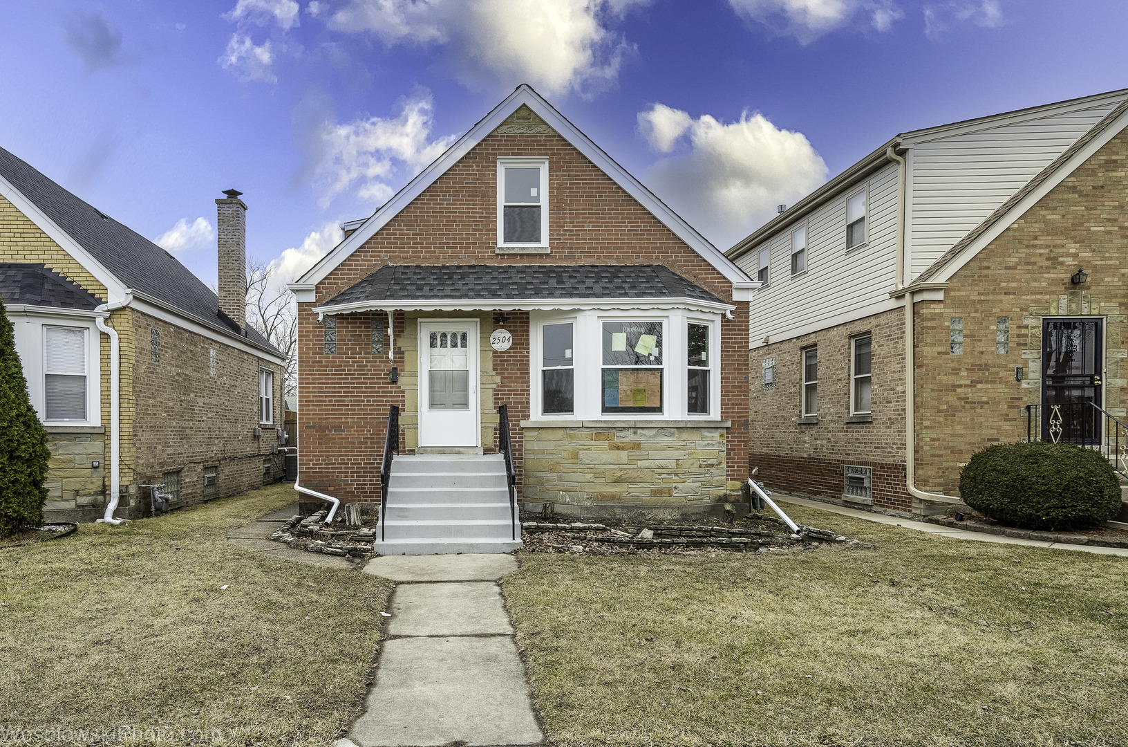 2504 Leyden Avenue, River Grove, IL 60171
