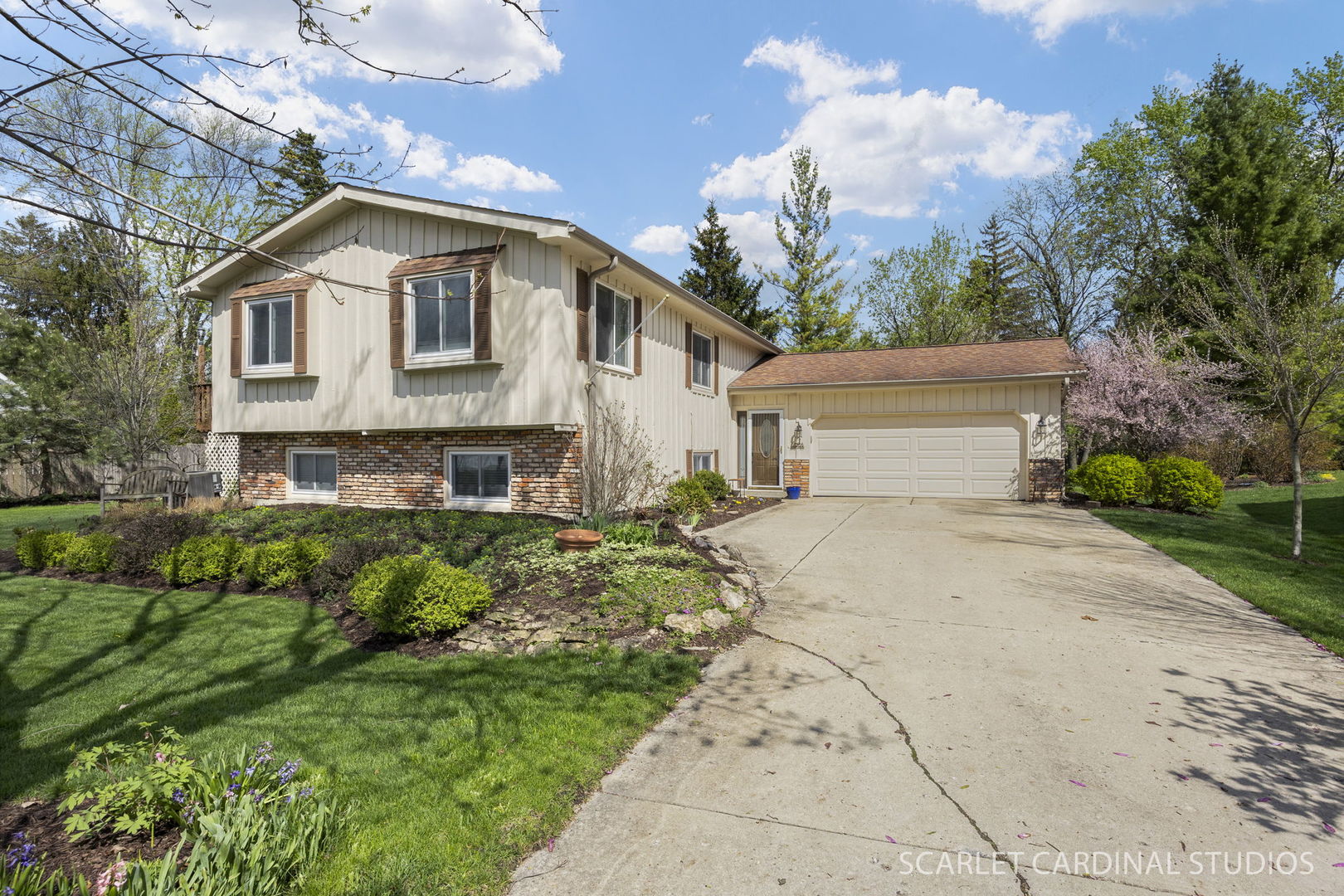 N385 Silverleaf Boulevard, Wheaton, IL 60187