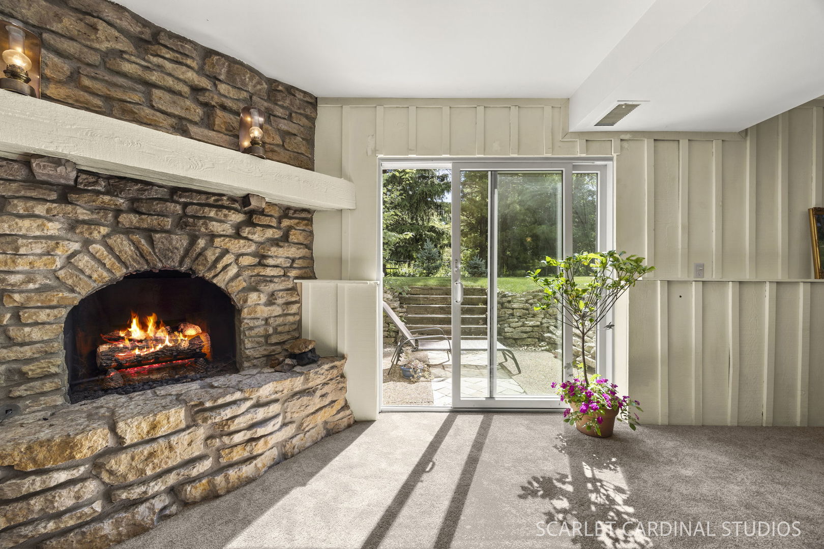 N385 Silverleaf Boulevard, Wheaton, IL 60187