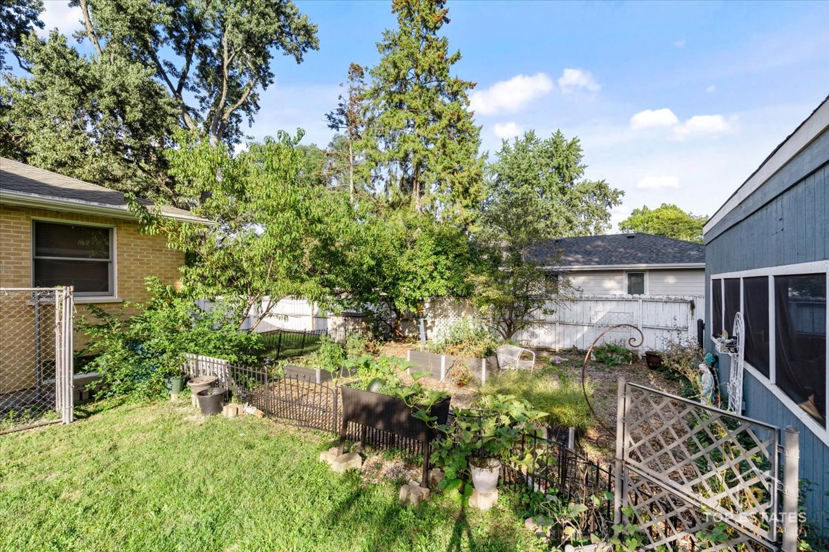 2 Marberry Drive, Prospect Heights, IL 60070