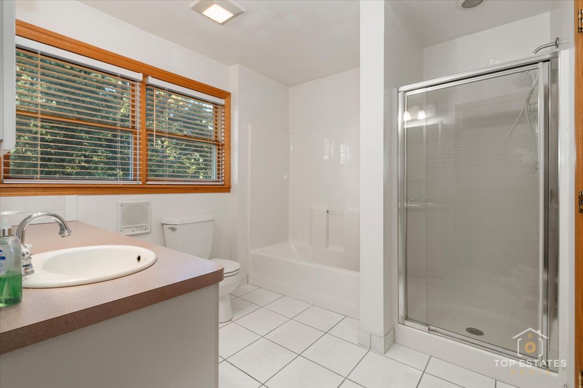 2 Marberry Drive, Prospect Heights, IL 60070